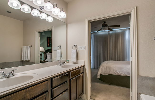 Stylish 3 bedroom Town Home at shops at - Foto 15