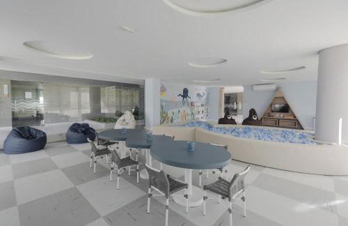 Blue Beach Praia Formosa - Photo 12