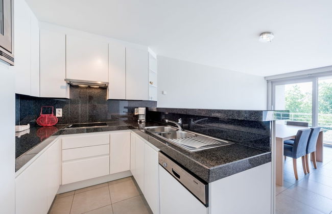 Apartment in St-idesbald Near the Sea - Photo 4