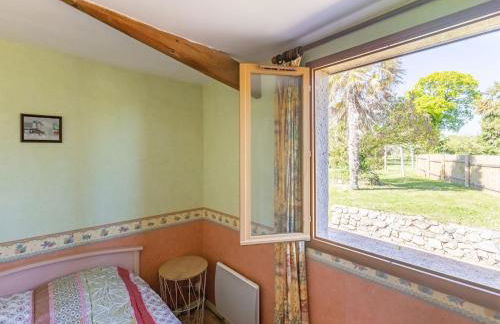 Charming Home with Orchard - Foto 29