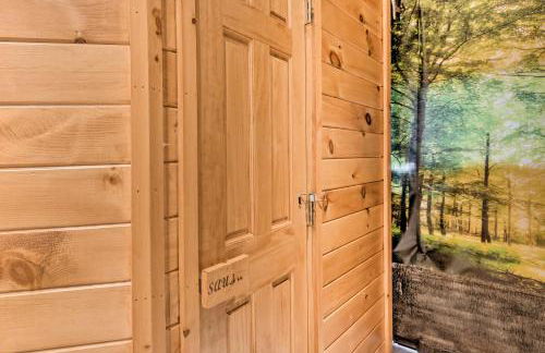 Poconos Cottage with Sauna about 10 Mi to Camelback! - Foto 29