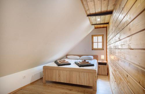 Traditional Houses Korana River - Photo 29