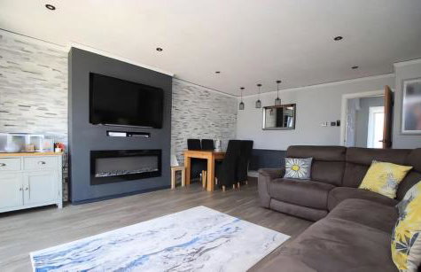 An entire two bed sea side bungalow with lazy spa - Foto 1