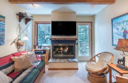 Ghostriders 5 by AvantStay 2 Bedroom Condo Near Main Street Hiking Skiing STR permit 3571 - Foto 4