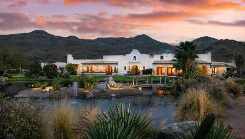 The Pond Estate by Avantstay Maximalist Designer Compound w/ 2 Casitas, Indoor + Outdoor Pools, Tennis Court, & Gorgeous Mountain Views 12k Sqft - Foto 2, Other