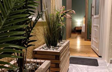 Billie's guest house - Photo 3