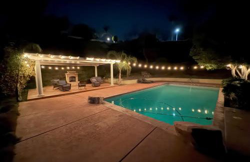 Riverside Views & Pool Retreat - Foto 13