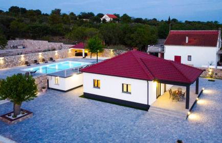 Villa Effort Skradin - Šibenik - Photo 2