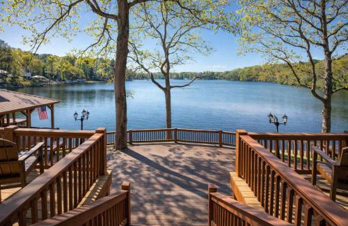 2-Tier Dock with Lift! Jordan Lake Family Retreat - Foto 1