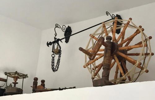 Spacious Paros, Lefkes house with awesome view - Photo 10