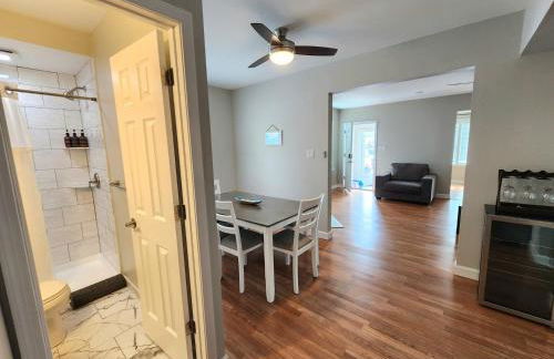 Salt Life Retreat Unit A-2BR/2BA, Heart of Margate - Foto 41