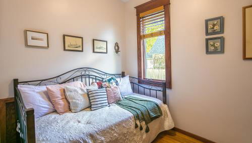 Cottage in the City - Historic Charm, Modern Touch - Foto 3