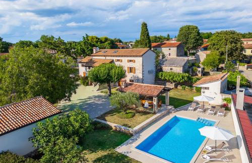 Villa The Mulberry Stonehouse by Istrialux - Photo 18