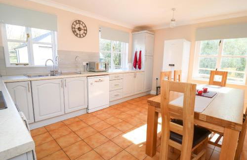 Glyn Cottage - Photo 9