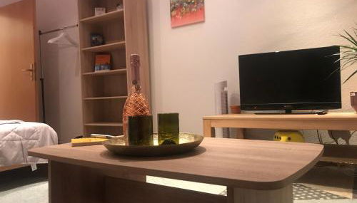 Piano Apartment in Halle Center - Netflix - Free WiFi 1 - Foto 3