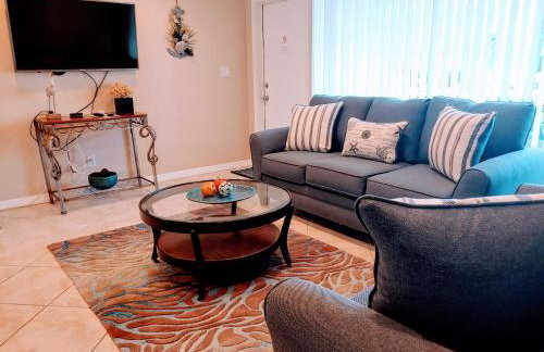 Sunrise Ocean Suites - Photo 28