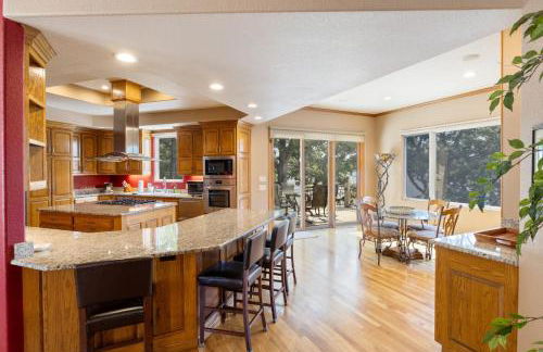 Pet-Friendly Home In The Main Channel w/ Breathtaking Sunsets & Lake Views - Foto 20