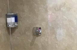 Exclusive Private double room, en-suite wet room Private entrance - Photo 8