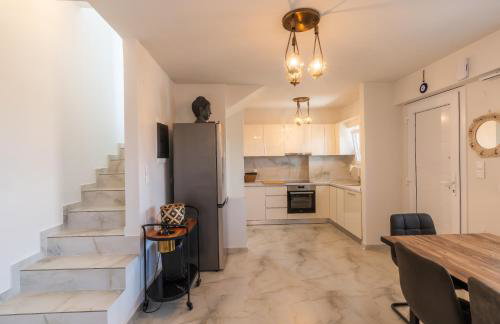 MiCasa Palace 1 - Photo 7