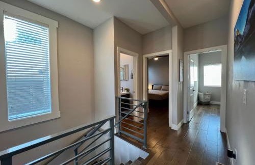 UPTOWN CASTLE - CITY VIEWS - THEATER & CONVENTION DISTRICT! - Foto 15