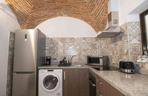 Elegante Apartamento para 5 en el centro de Cáceres con wifi - Foto 32