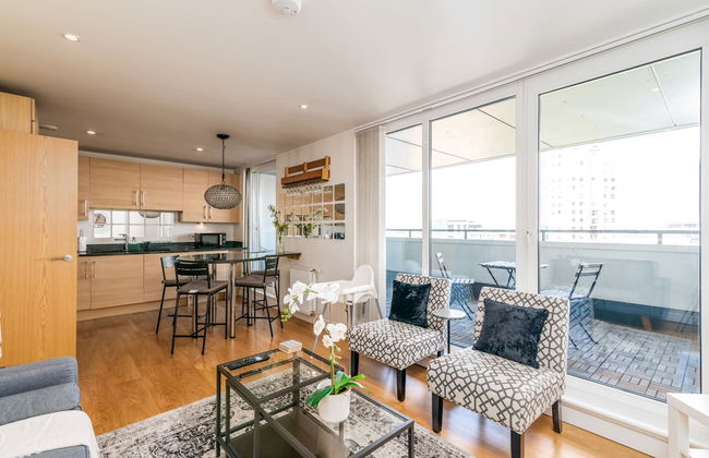 Modern Comfort: Stratford 3BR Duplex - Foto 27