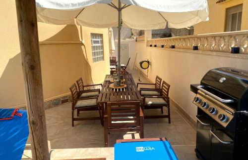 5 Bedroom, Luxury Villa - Heated Pool - Foto 25