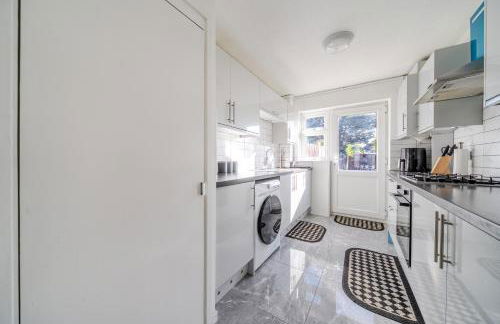 Luxury 3-Bedrooms House With Parking - Foto 11