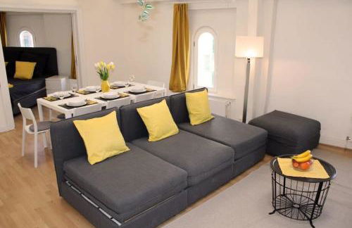 Hamburger Perle am Gänsemarkt und Binnenalster - Photo 3