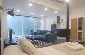 Beautiful studio near the station - Photo 3