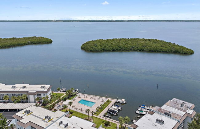 Serenity On Sutton 2 Bedroom Townhouse by RedAwning - Foto 43