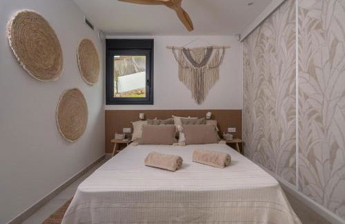 Ibiza Style Villa with pool by Prime Spanish Holidays - Photo 24