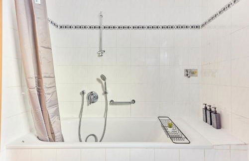 Traumferienwohnung Domblick 2 I Altstadtnähe & Zentral I Balkon an beiden Schlafzimmern - Photo 19