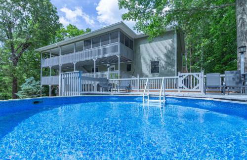 Large Hillside Retreat with Pool and Hot Tub - Foto 54