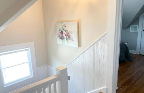 Newly renovated 4 bedroom apartment near downtown. - Foto 17