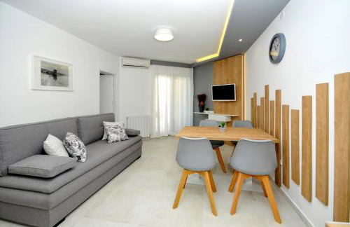 Villa Fani - Apartments and Rooms - Photo 136