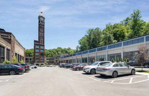 New Industrial Loft Space on River and Bike Trail - Photo 20