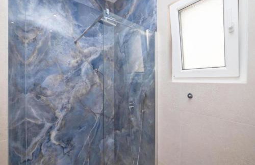 Luxury Villa Navis - Villa - Photo 22