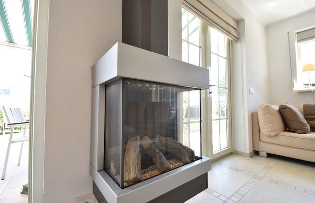 Enticing Holiday Home in Oude With Garden - Foto 30