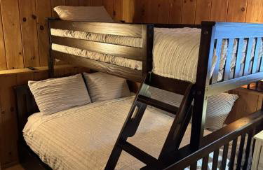 Serene Forest Lodge I Adventure Meets Serenity - Foto 15