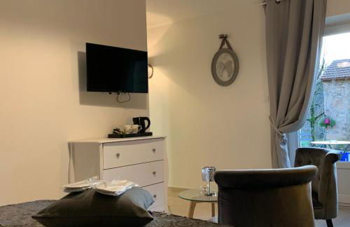 La biche au bois piscine chauffee jacuzzi - Foto 23