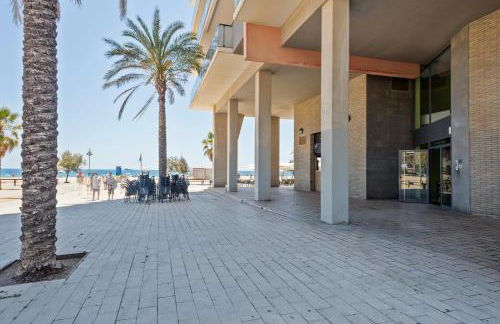 Alcam Badalona Playa Norte - Photo 60