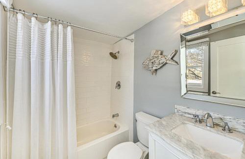 Lakefront Home with Boat Dock in Benton Harbor! - Foto 16