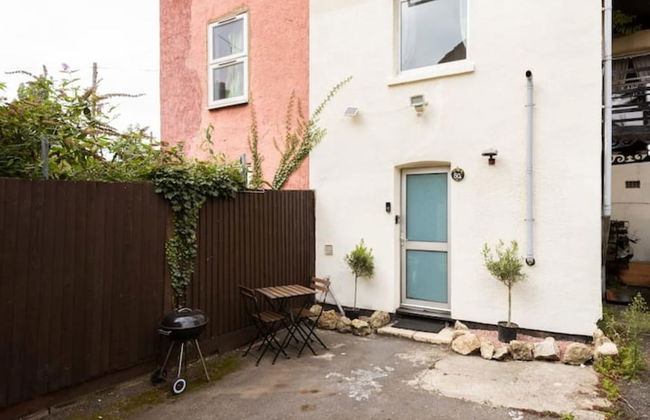 Stunning 2-bed Apartment in Dartford - Foto 23