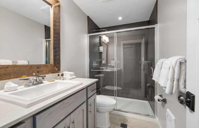 Lake Placid Inn: Residences - Photo 24