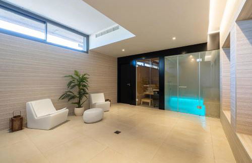 Luxury House Chaparral Golf E12 by AORA STAY - Photo 52