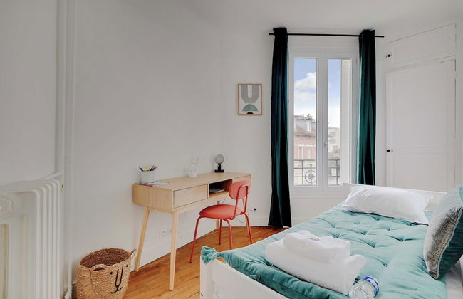 Cozy Apartment 2bdr/4p - in the Heart of Suresnes - Foto 2