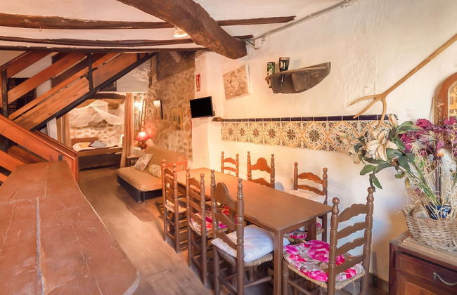 Rural Holiday Home in Tolva near near Mont Rebei Lake - Foto 13