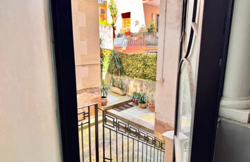 A 2 Passi Apartment - Nel centro di Salerno - Foto 13