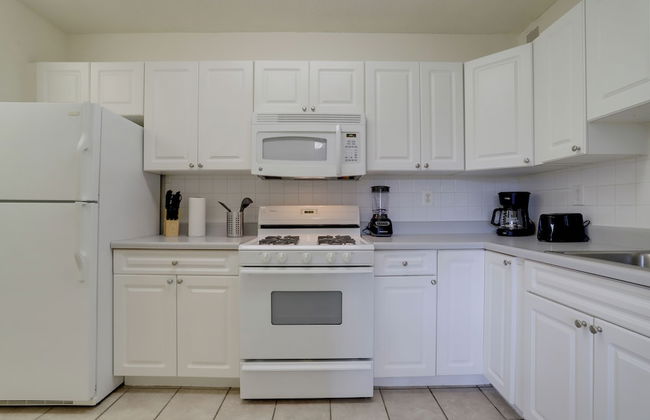 Upscale Apartments in Crystal City - Foto 49